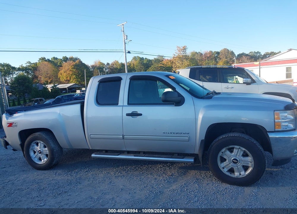 2012 CHEVROLET SILVERADO 1500 LT VIN: 1GCRKSE79CZ133858