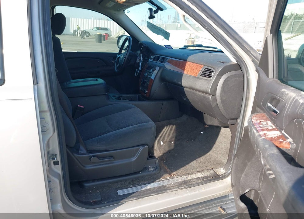 2007 CHEVROLET TAHOE LT VIN: 1GNFK13037R376081