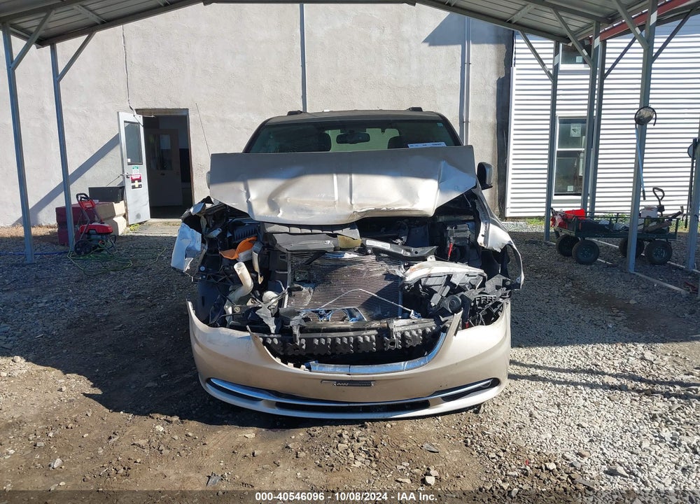 2015 CHRYSLER TOWN & COUNTRY TOURING VIN: 2C4RC1BG3FR551519
