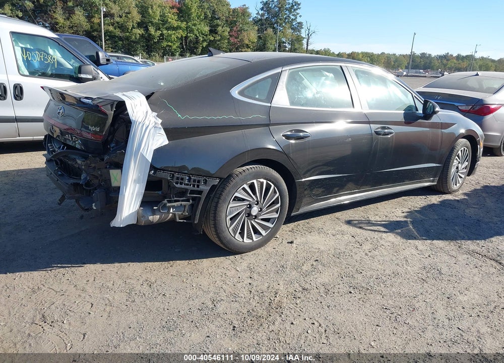 2023 HYUNDAI SONATA HYBRID SEL VIN: KMHL34JJ4PA064092