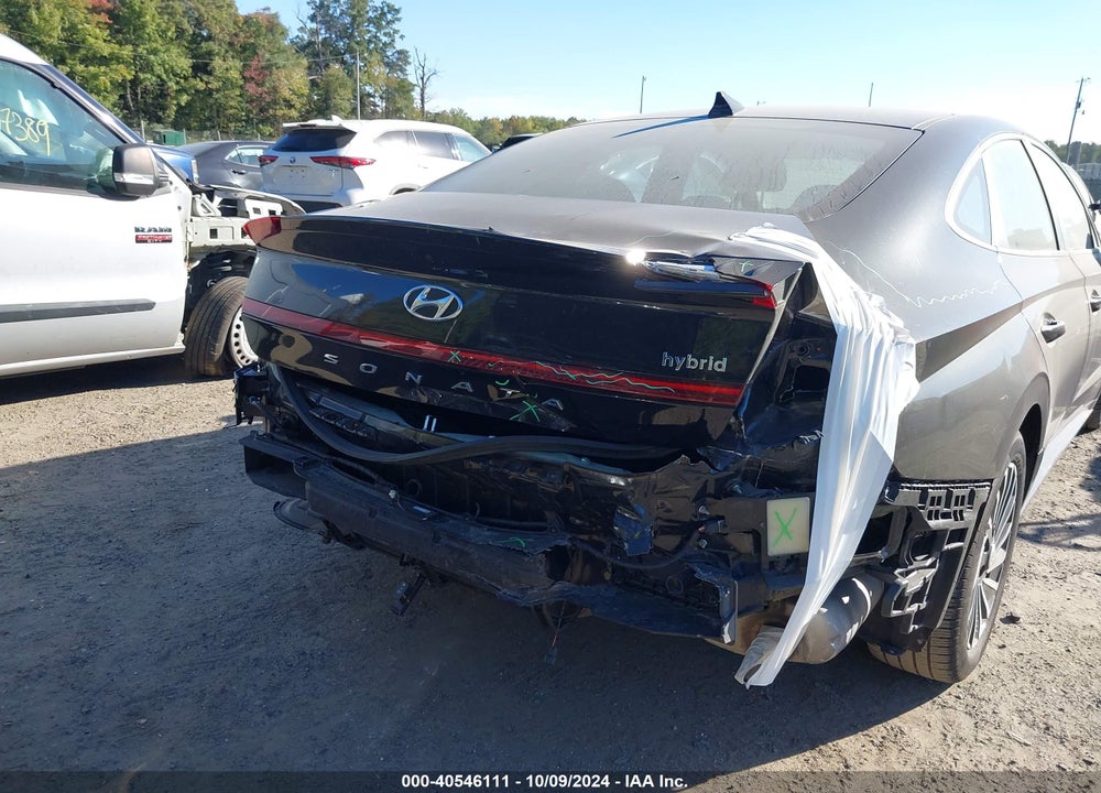 2023 HYUNDAI SONATA HYBRID SEL VIN: KMHL34JJ4PA064092