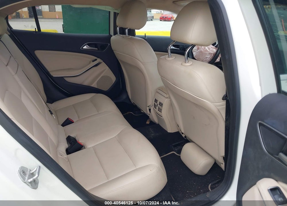2015 MERCEDES-BENZ GLA 250 VIN: WDCTG4EB1FJ146527