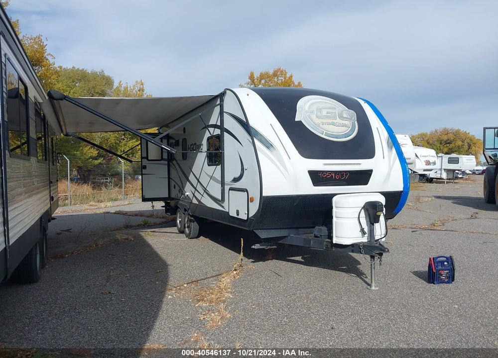 2017 EVERGREEN RV IGO 235RB VIN: 5ZWTGGE22H1010452