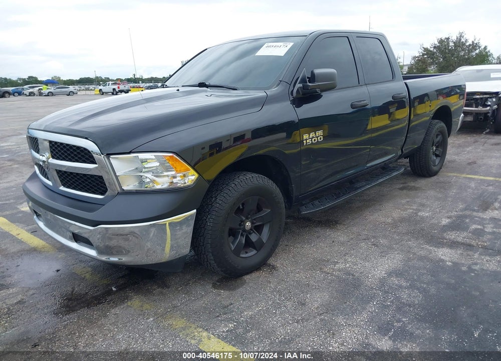 2017 RAM 1500 TRADESMAN QUAD CAB 4X4 6'4 BOX VIN: 1C6RR7FT8HS554322