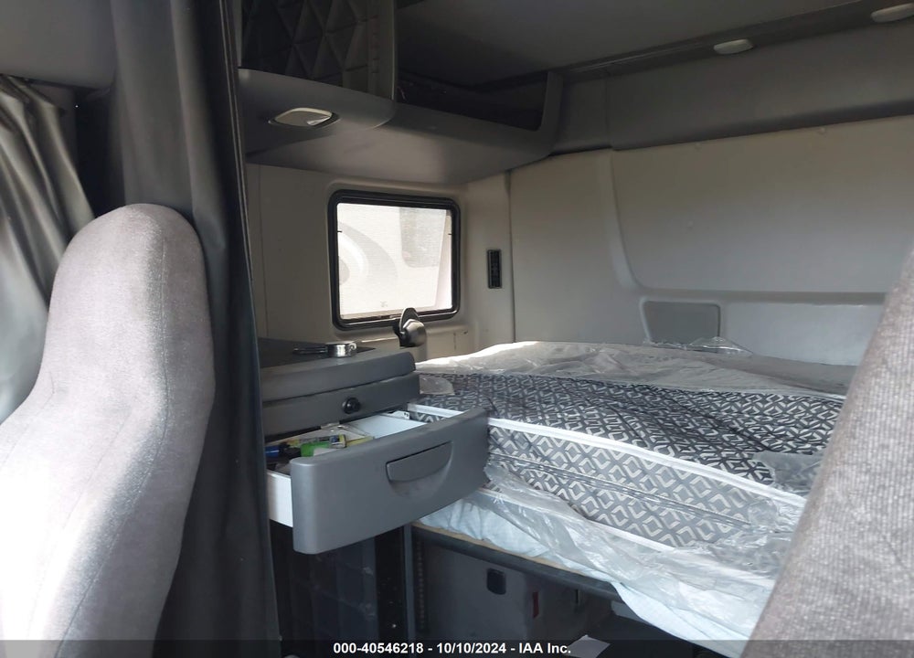 2019 INTERNATIONAL LT VIN: 3HSDZAPR5KN771170