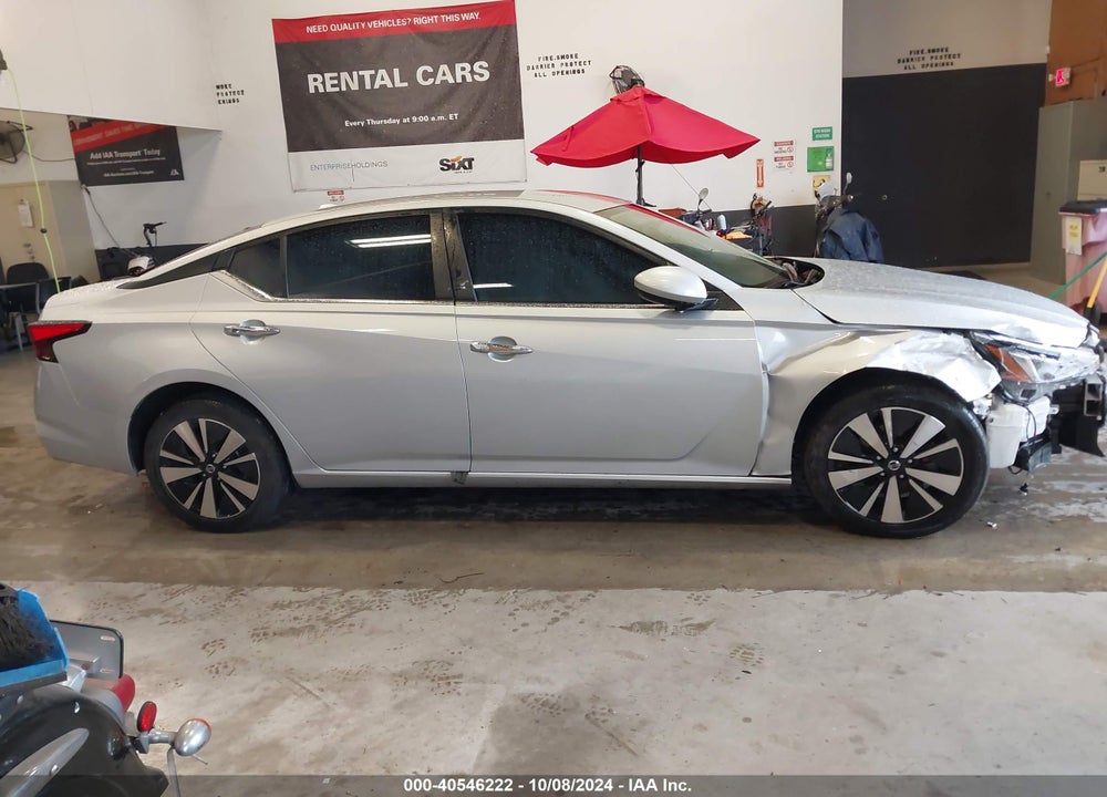 2022 NISSAN ALTIMA SV FWD VIN: 1N4BL4DV9NN315537