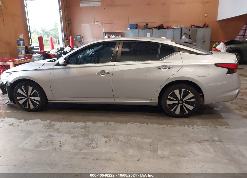 2022 NISSAN ALTIMA SV FWD VIN: 1N4BL4DV9NN315537