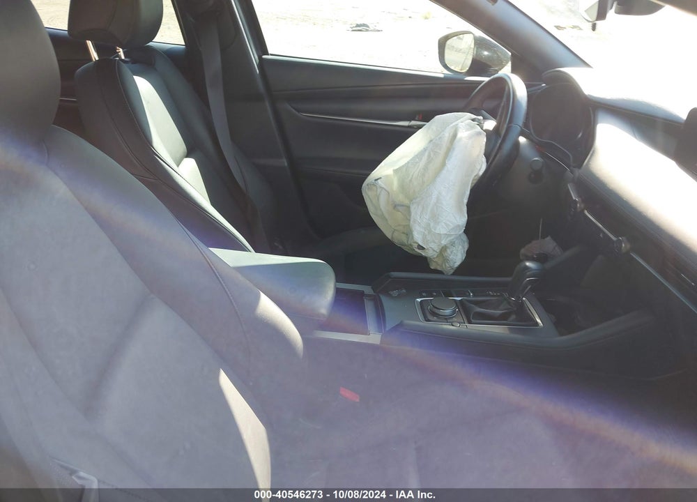 2021 MAZDA 3 SELECT VIN: JM1BPAKL4M1400192