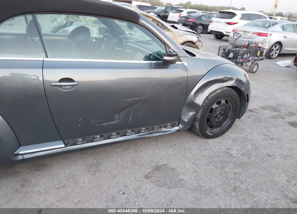 2013 VOLKSWAGEN BEETLE VIN: 3VW5X7AT5DM802918