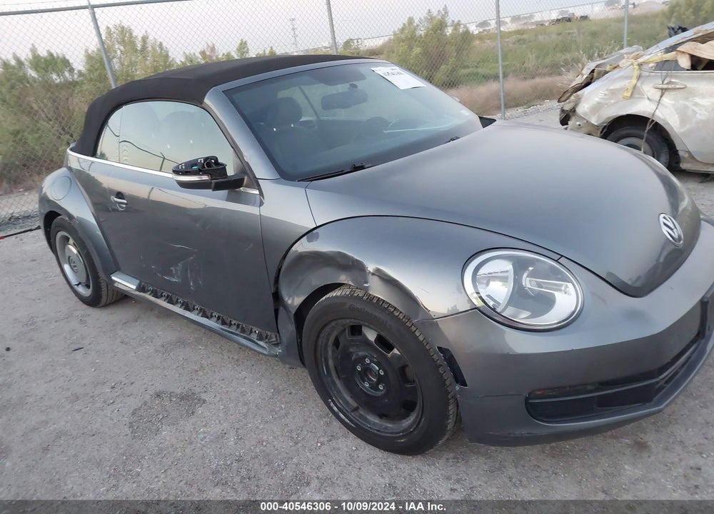 2013 VOLKSWAGEN BEETLE VIN: 3VW5X7AT5DM802918