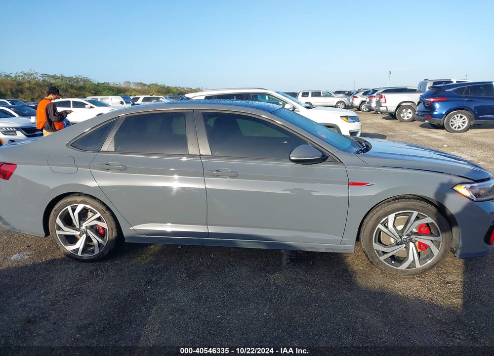 2024 VOLKSWAGEN JETTA GLI 2.0T AUTOBAHN VIN: 3VW2T7BU8RM068336