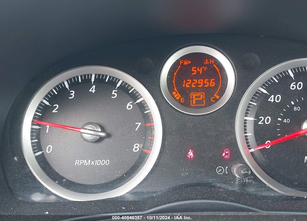 2011 NISSAN SENTRA 2.0SR VIN: 3N1AB6AP4BL686033