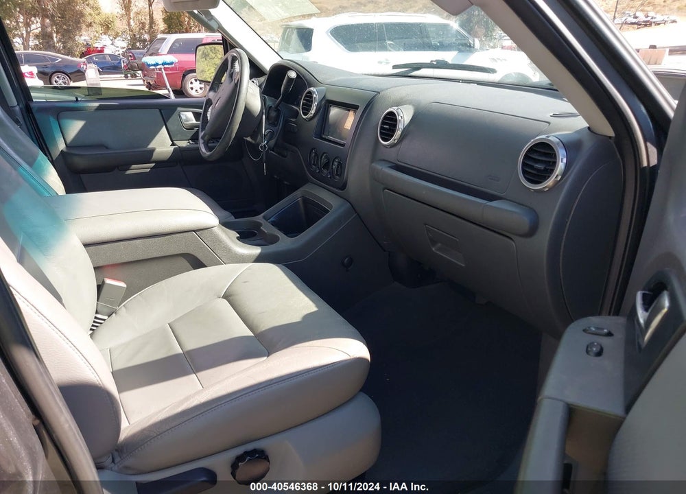 2003 FORD EXPEDITION XLT VIN: 1FMRU15W93LA96577