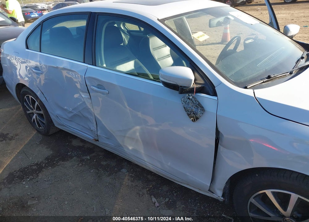 2017 VOLKSWAGEN JETTA 1.4T SE VIN: 3VWDB7AJ9HM247051