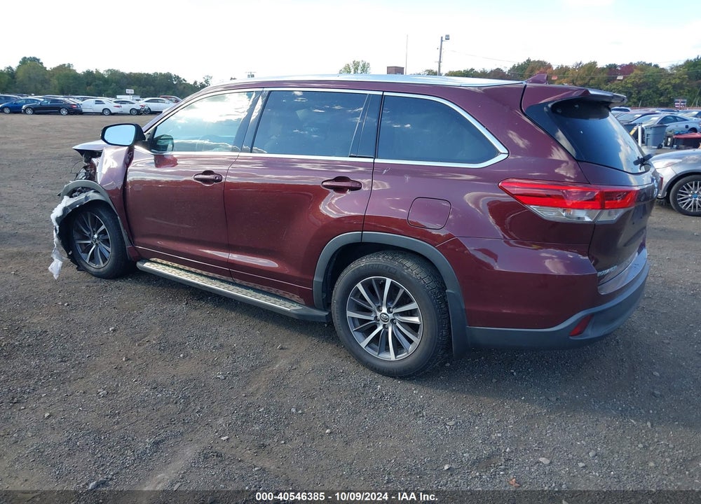2017 TOYOTA HIGHLANDER XLE VIN: 5TDJZRFH4HS406206