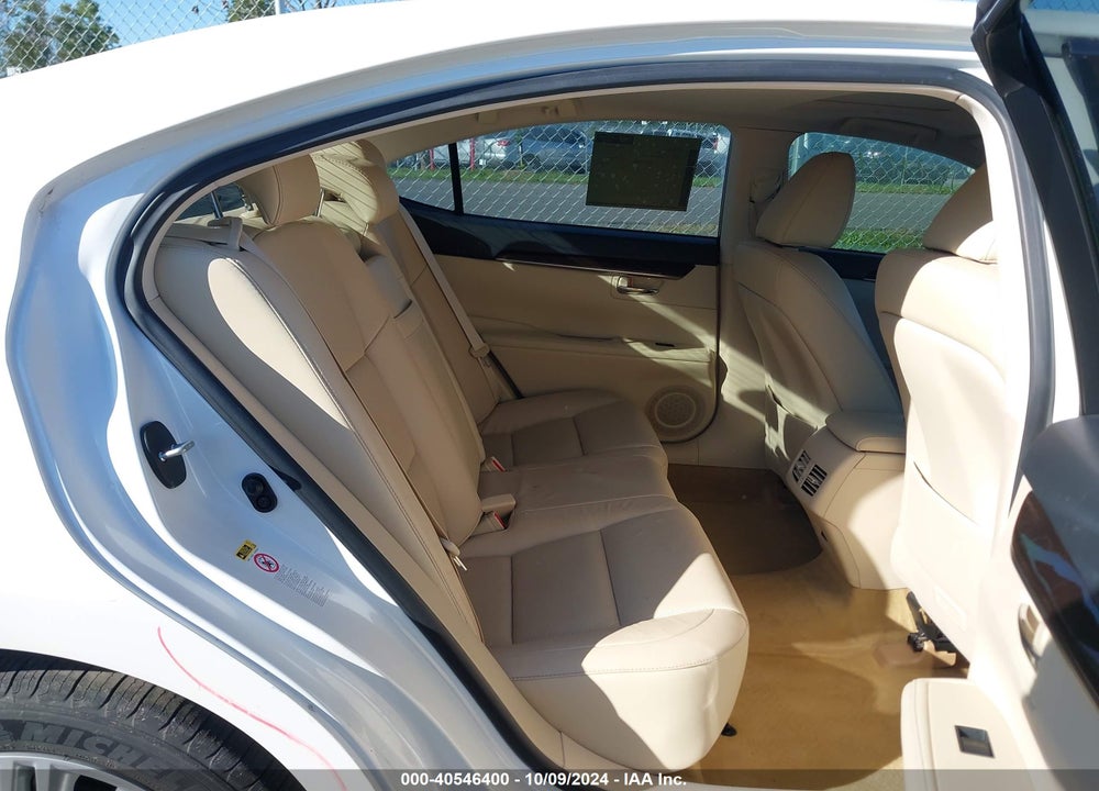 2014 LEXUS ES 350 VIN: JTHBK1GG4E2097127