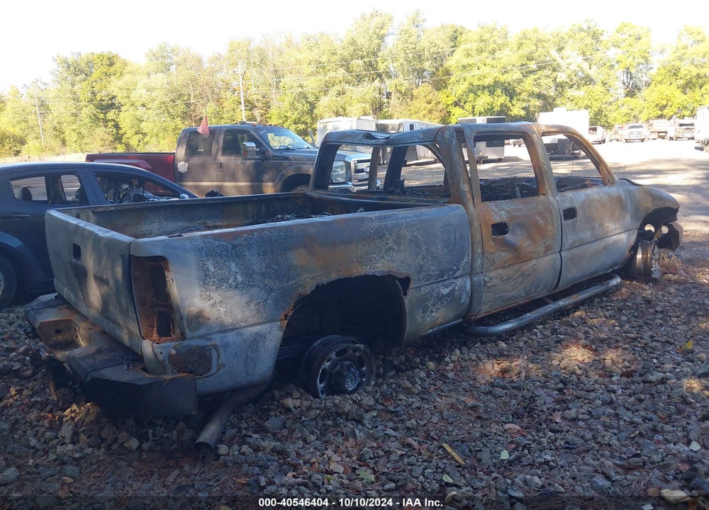 2005 GMC SIERRA 2500HD SLT VIN: 1GTHK23205F835929