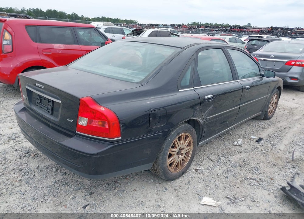 2004 VOLVO S80 2.5T VIN: YV1TH59H141379516