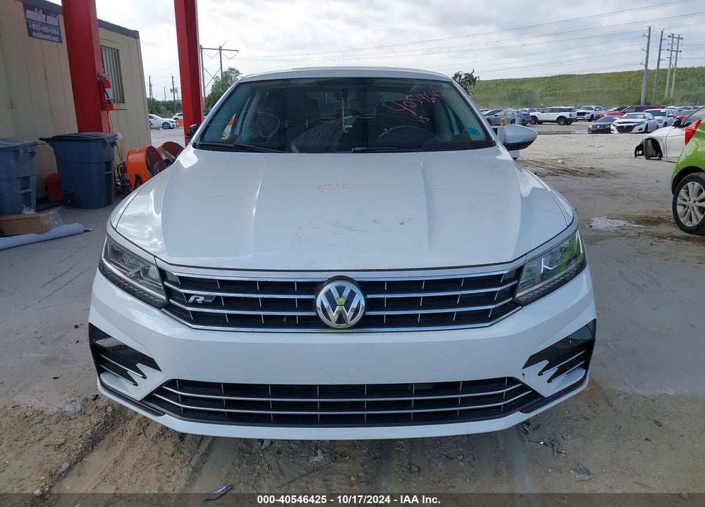 2017 VOLKSWAGEN PASSAT 1.8T R-LINE VIN: 1VWDT7A30HC073550