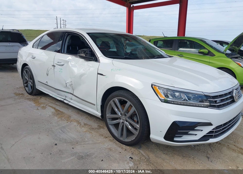 2017 VOLKSWAGEN PASSAT 1.8T R-LINE VIN: 1VWDT7A30HC073550