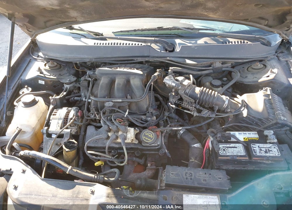 2005 FORD TAURUS SE VIN: 1FAHP53U05A111181