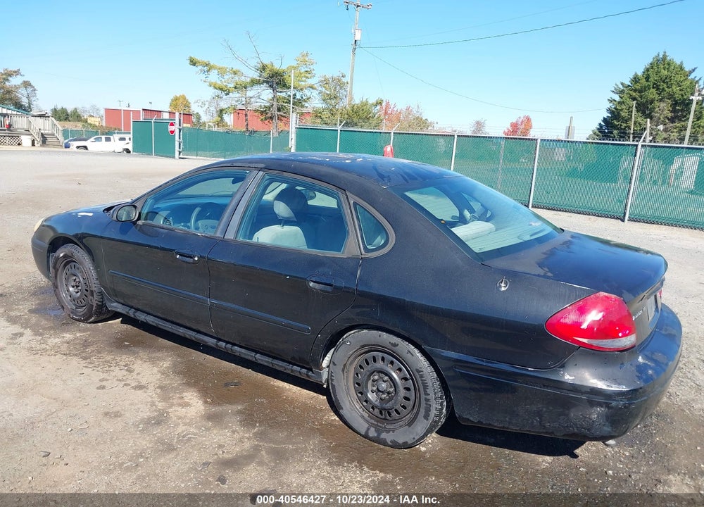 2005 FORD TAURUS SE VIN: 1FAHP53U05A111181