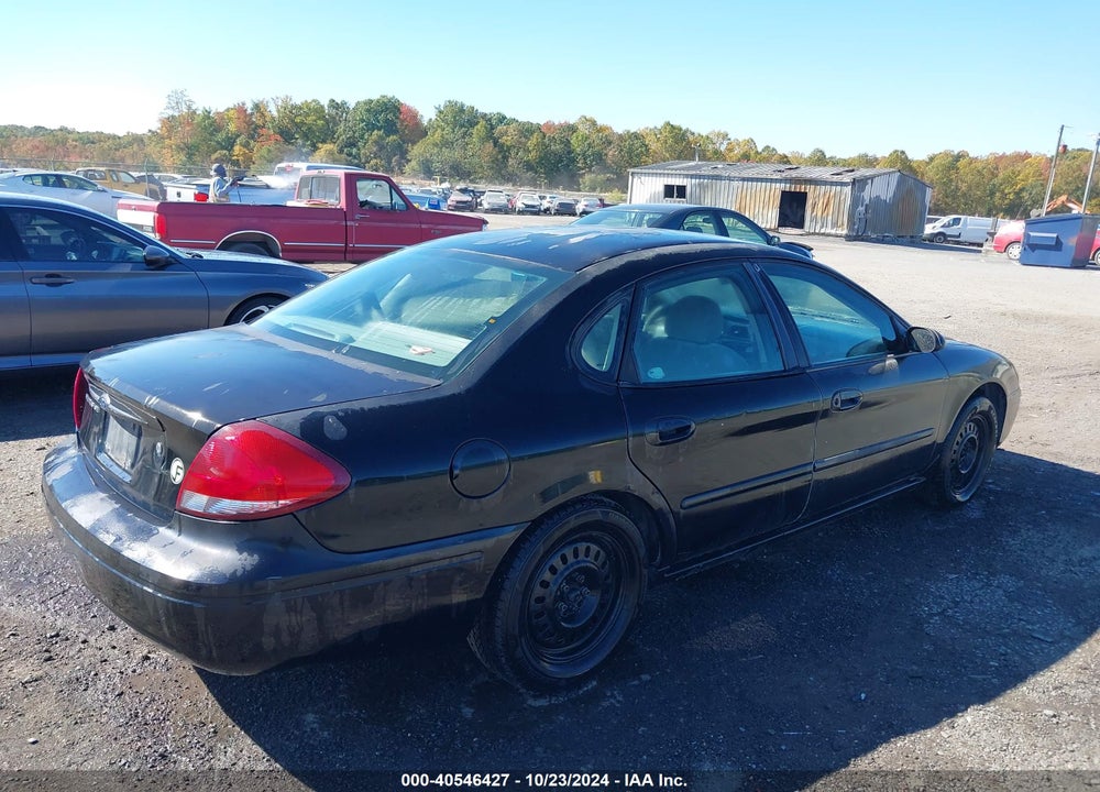 2005 FORD TAURUS SE VIN: 1FAHP53U05A111181