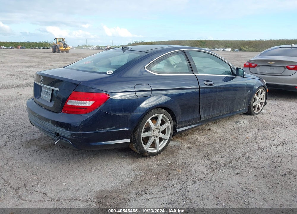 2012 MERCEDES-BENZ C 250 VIN: WDDGJ4HB7CF753766