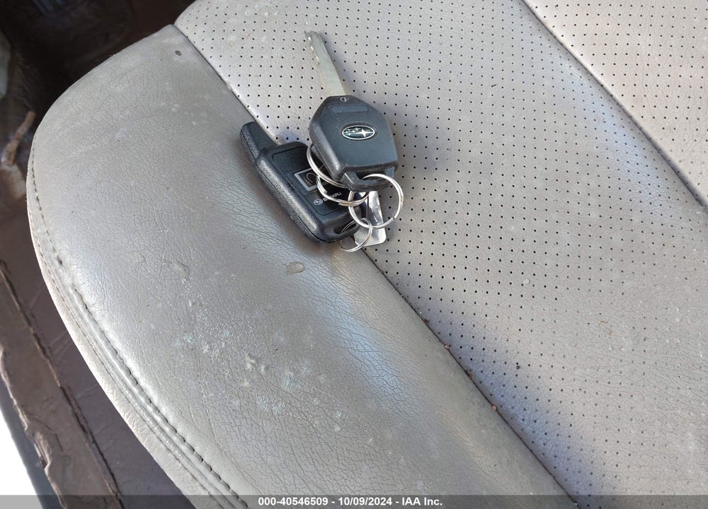 2011 SUBARU OUTBACK 2.5I PREMIUM VIN: 4S4BRBCC2B3332292