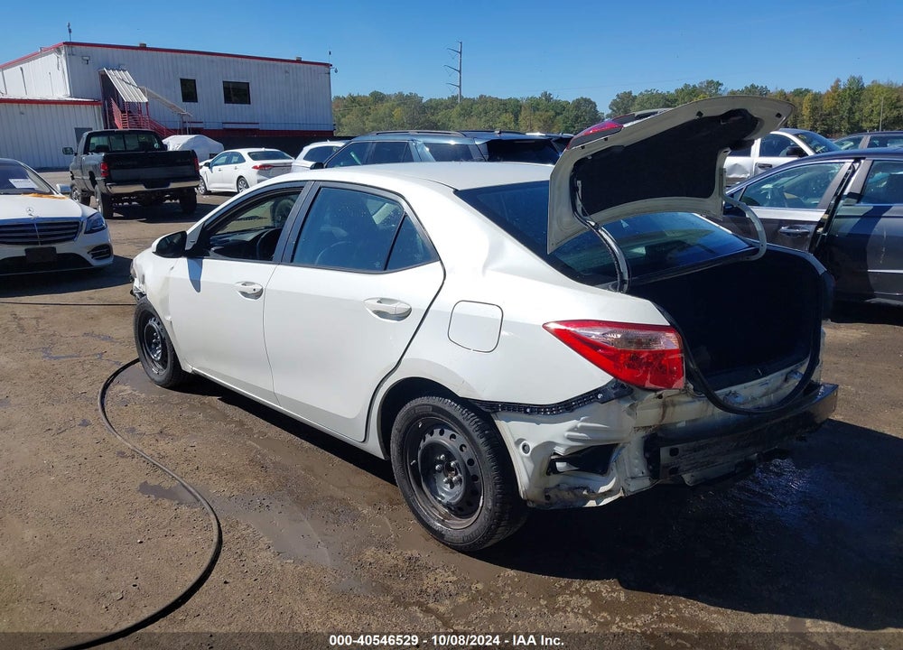 2017 TOYOTA COROLLA LE VIN: 5YFBURHE3HP596742
