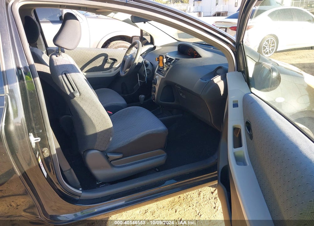 2010 TOYOTA YARIS VIN: JTDJT4K36A5280408
