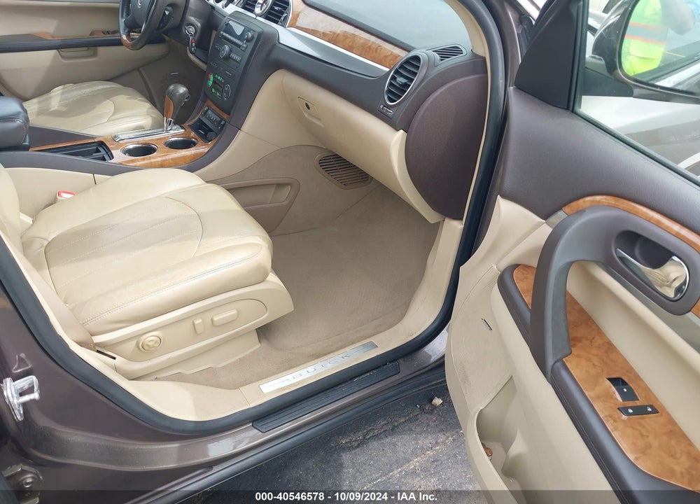 2008 BUICK ENCLAVE CXL VIN: 5GAEV23738J100810