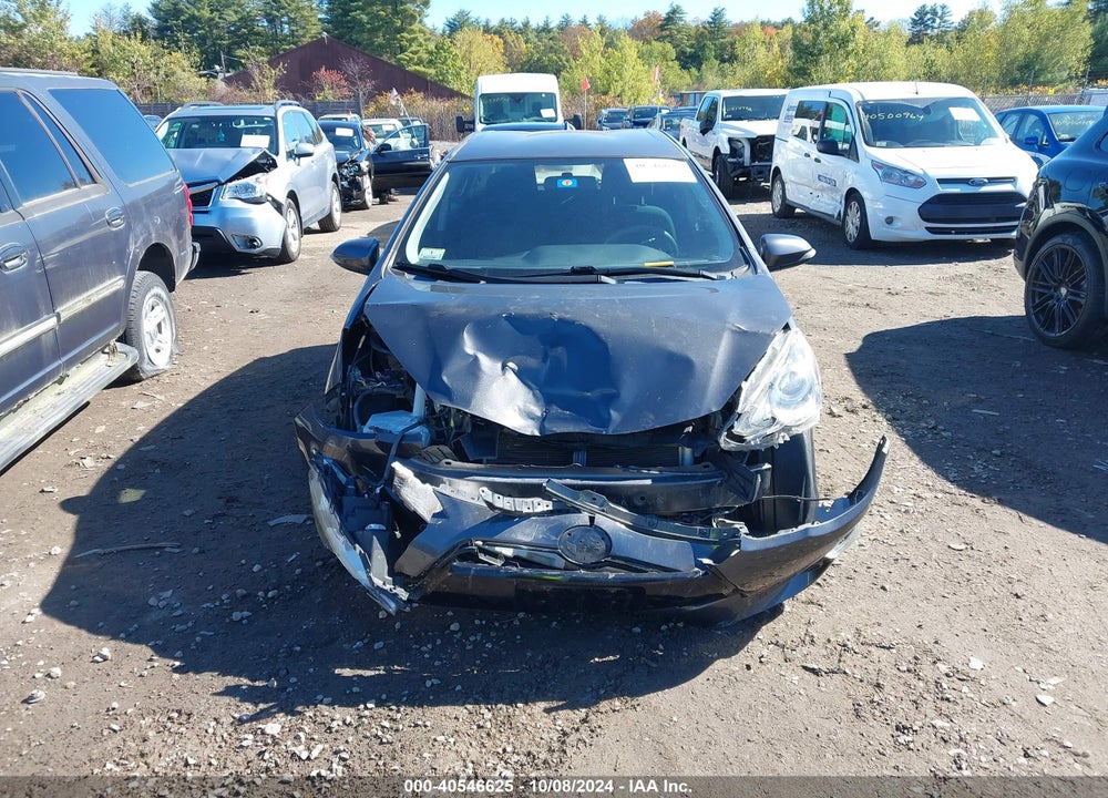 2015 TOYOTA PRIUS C TWO VIN: JTDKDTB33F1094609