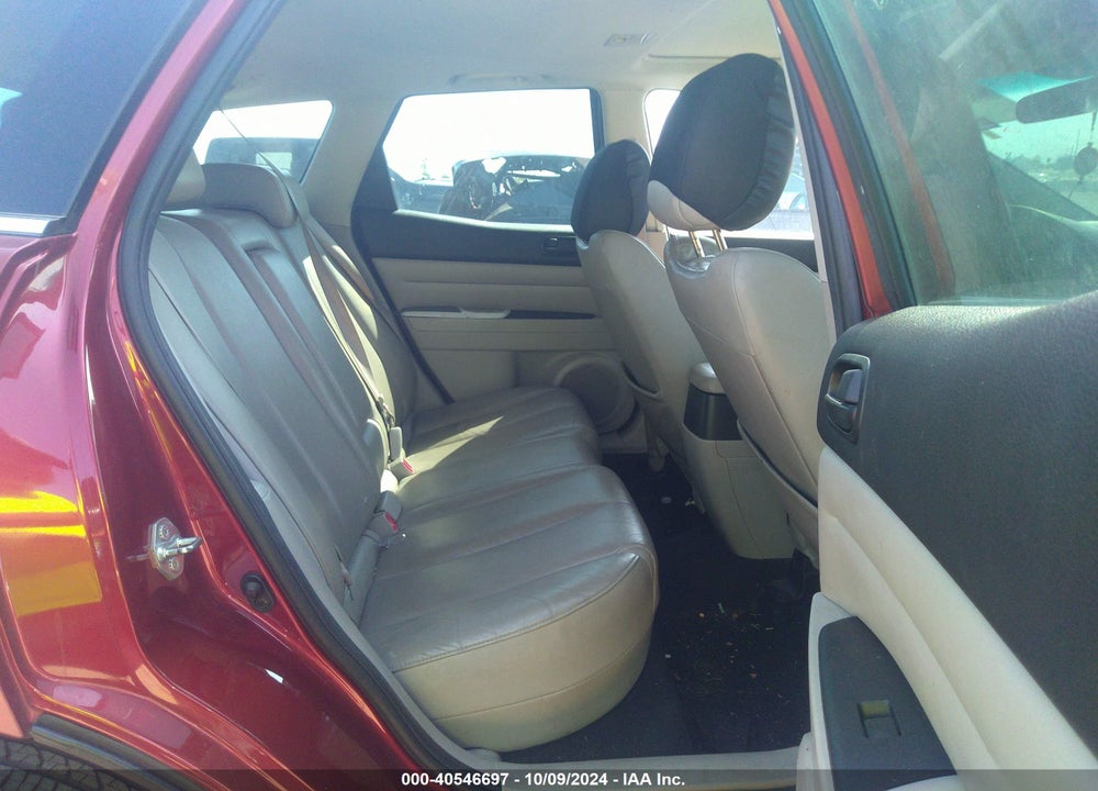2011 MAZDA CX-7 I TOURING VIN: JM3ER2CM1B0369045