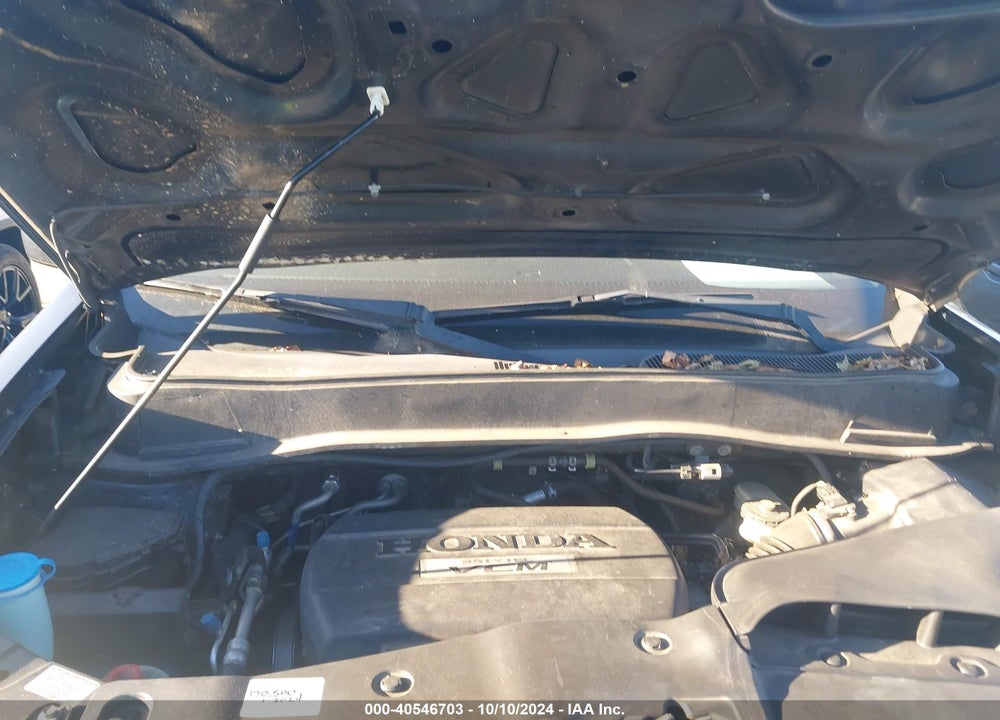 2010 HONDA PILOT LX VIN: 5FNYF4H2XAB010858