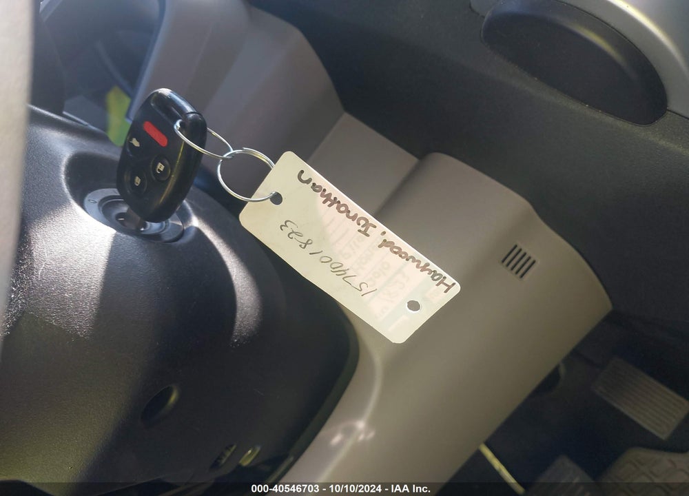 2010 HONDA PILOT LX VIN: 5FNYF4H2XAB010858