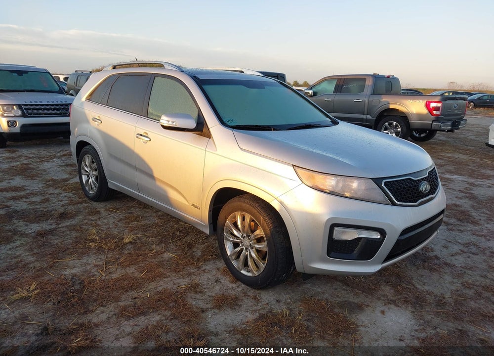 2011 KIA SORENTO SX V6 VIN: 5XYKWDA27BG111950