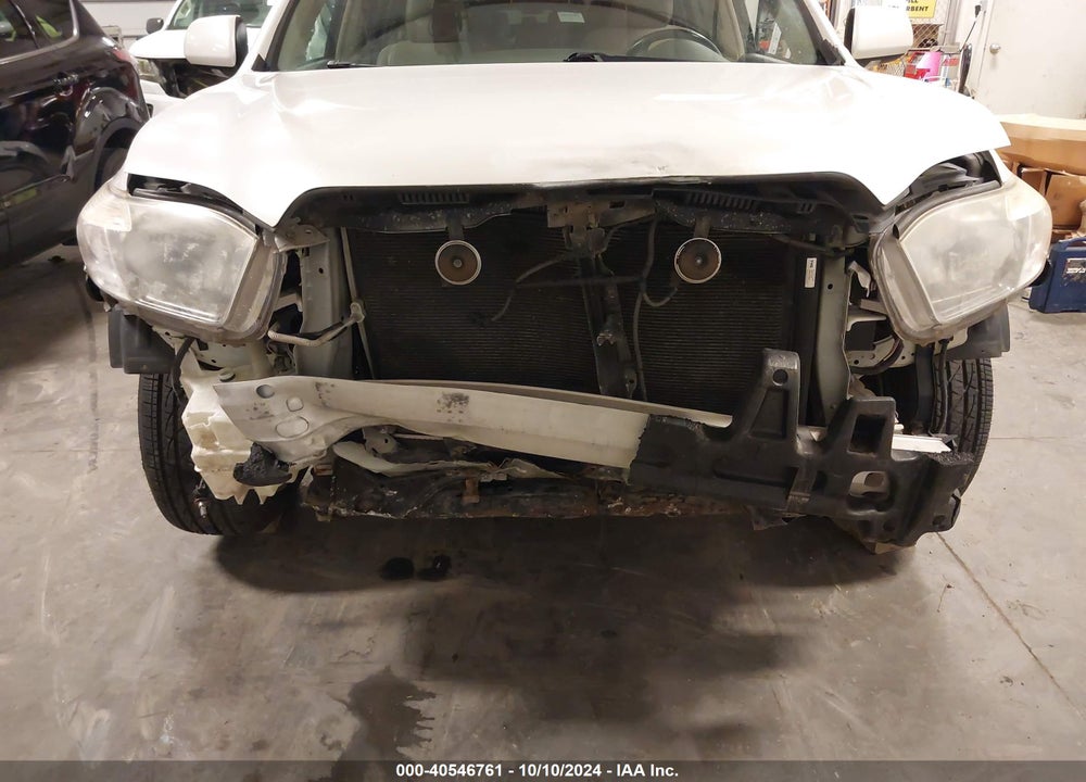 2010 TOYOTA HIGHLANDER LIMITED V6 VIN: 5TDDK3EH5AS026054