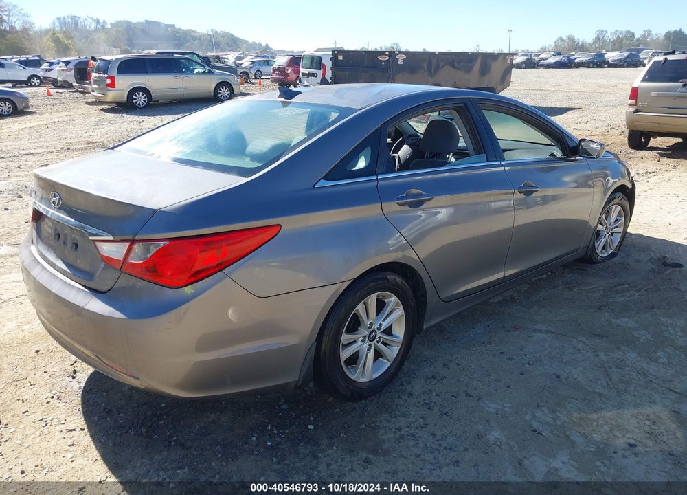 2013 HYUNDAI SONATA GLS VIN: 5NPEB4AC5DH776276