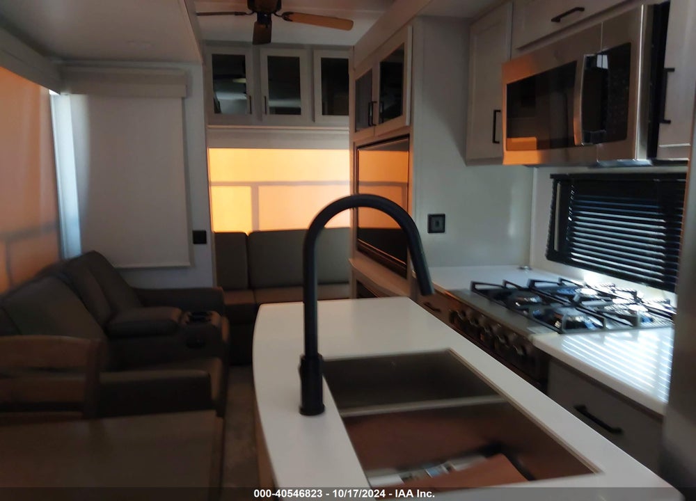2022 PALOMINO 5TH WHEEL VIN: 4X4FCMF22N6012781