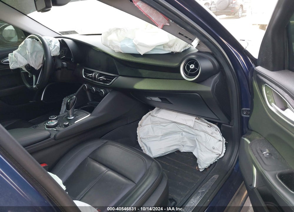 2019 ALFA ROMEO GIULIA AWD VIN: ZARFANAN2K7622663