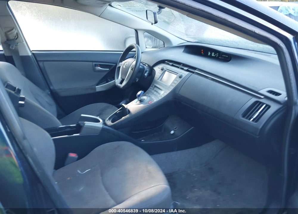 2015 TOYOTA PRIUS TWO VIN: JTDKN3DU6F0447773