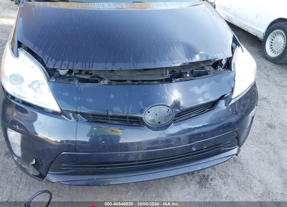 2015 TOYOTA PRIUS TWO VIN: JTDKN3DU6F0447773
