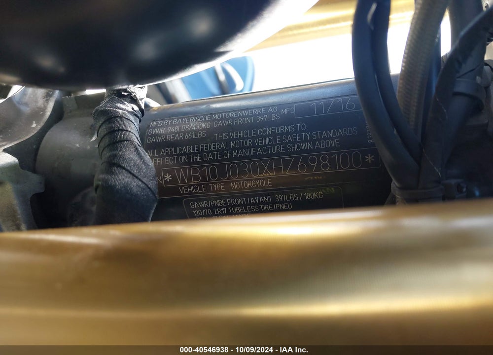 2017 BMW R NINE T VIN: WB10J030XHZ698100