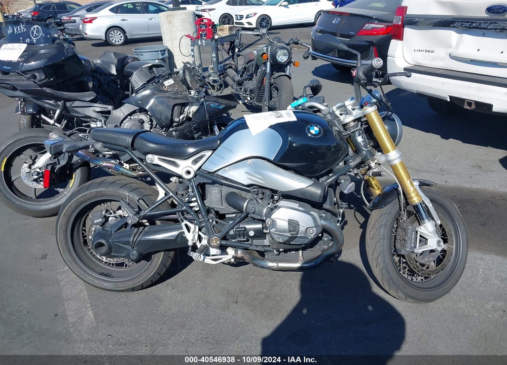2017 BMW R NINE T VIN: WB10J030XHZ698100