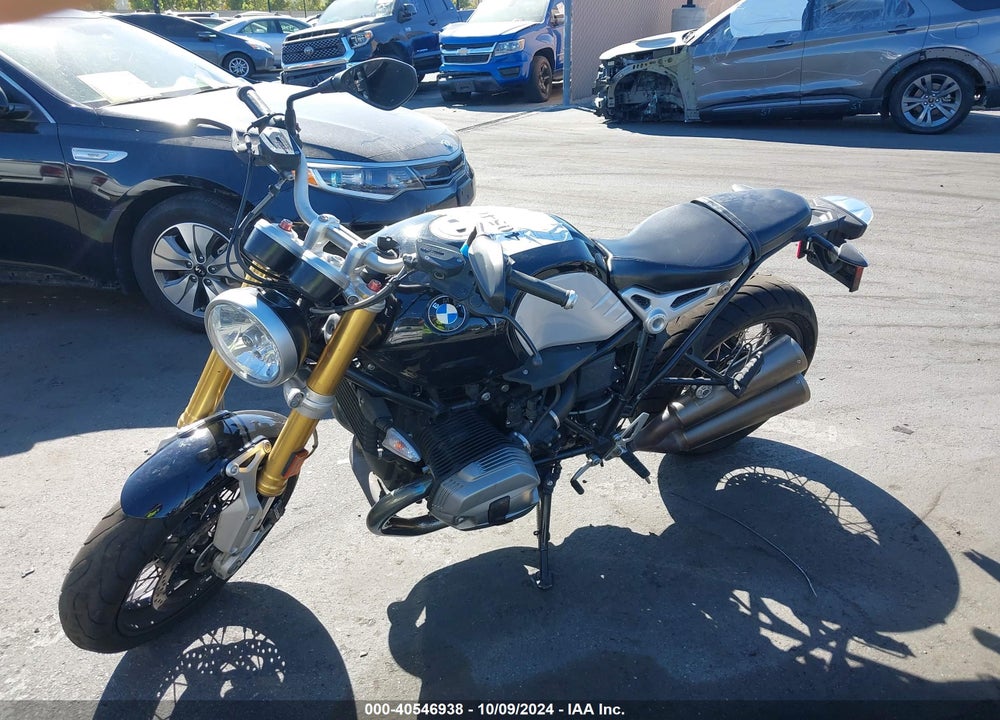 2017 BMW R NINE T VIN: WB10J030XHZ698100