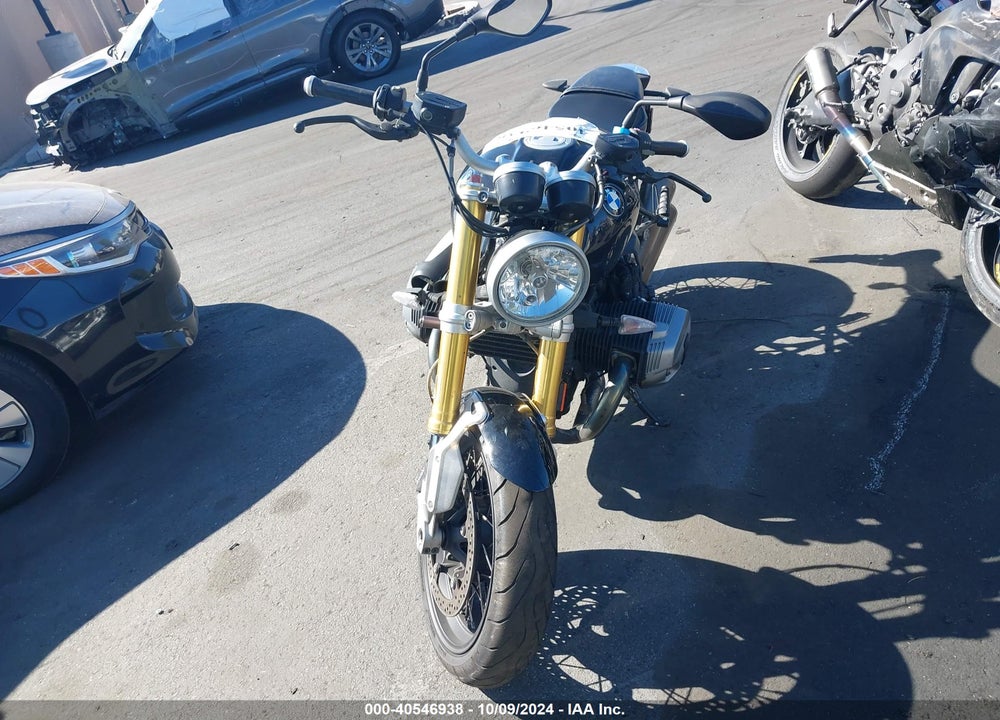 2017 BMW R NINE T VIN: WB10J030XHZ698100