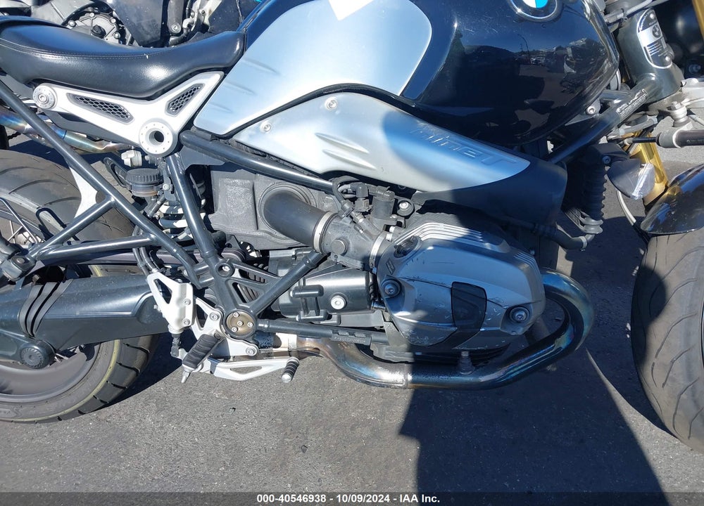 2017 BMW R NINE T VIN: WB10J030XHZ698100