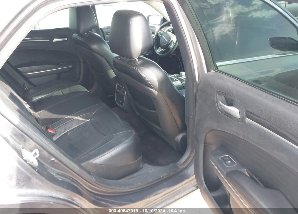 2016 CHRYSLER 300 LIMITED VIN: 2C3CCAAG7GH243739