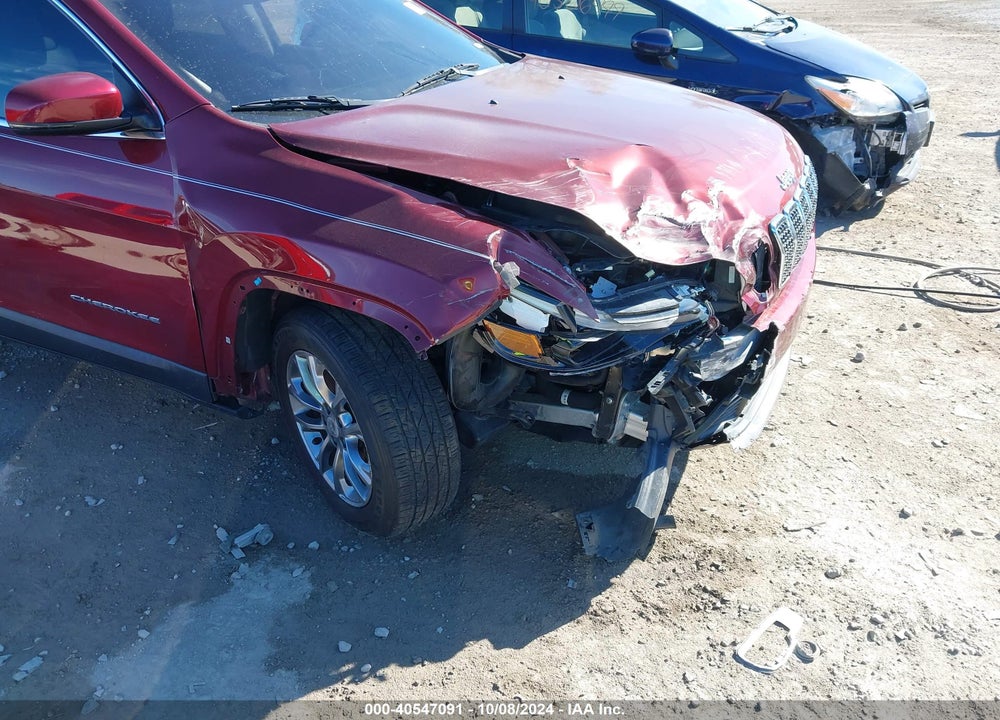 2019 JEEP CHEROKEE LATITUDE PLUS FWD VIN: 1C4PJLLX0KD241221
